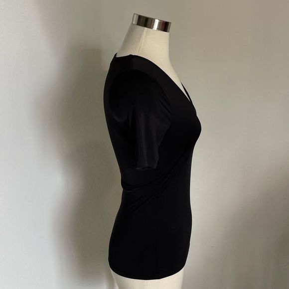 *New* V-Neck Bundle   - Picture 9 of 11